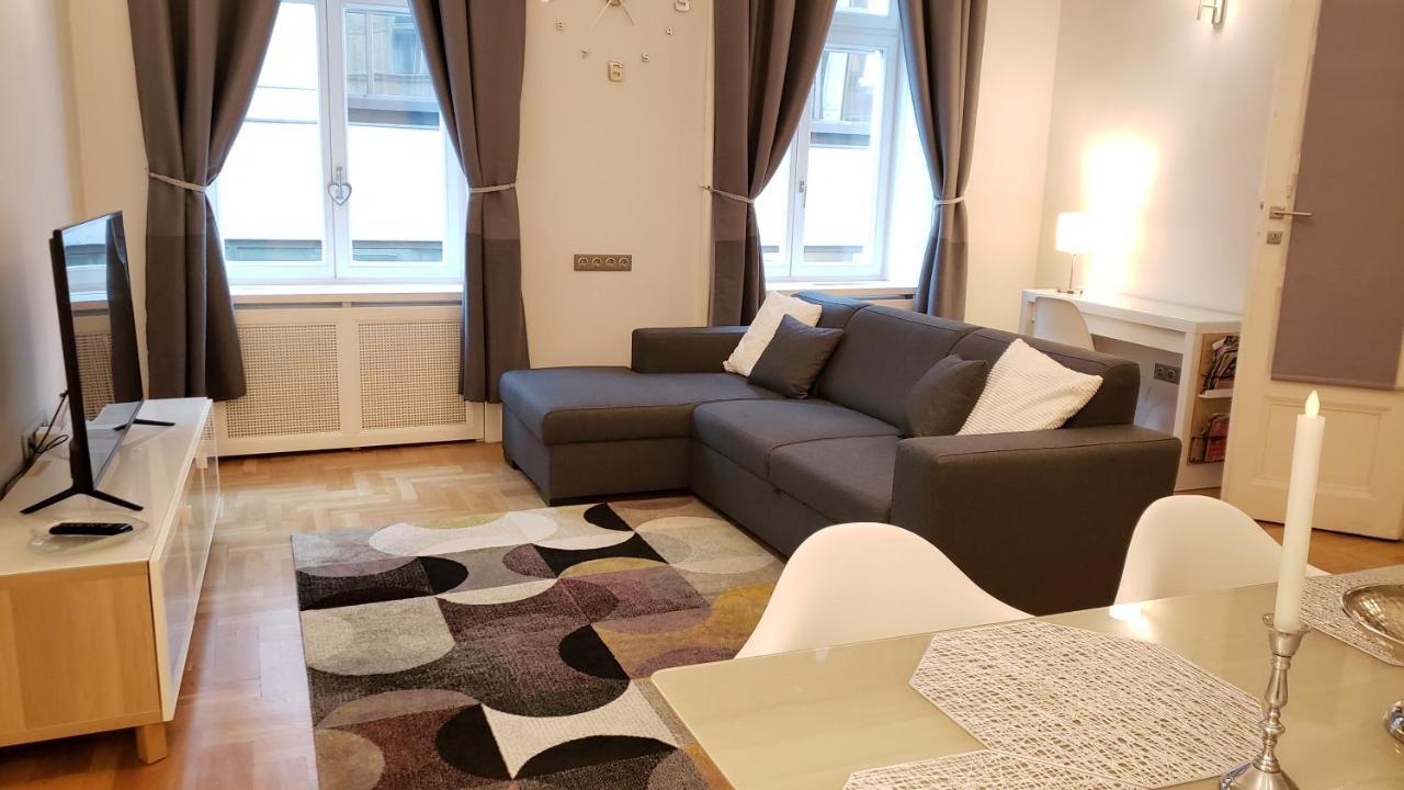 Supreme City Center Apartment บูดาเปสต์ ภายนอก รูปภาพ